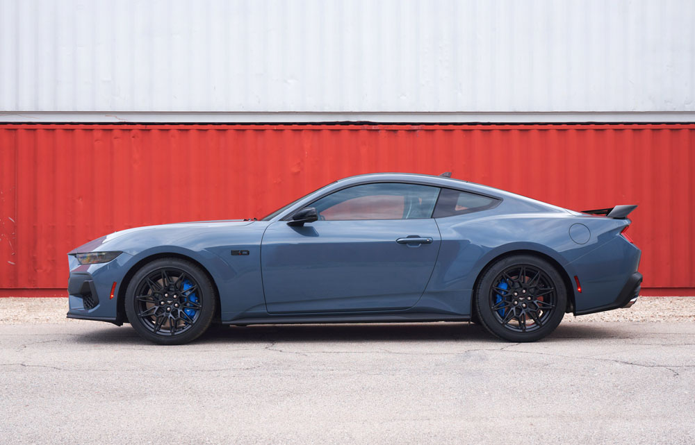 2024 Ford Mustang 8 Motor16