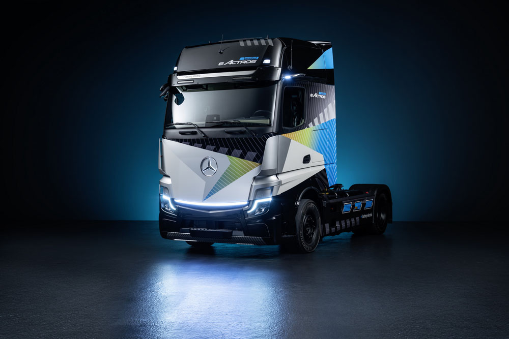 2024 Mercedes eActros LongHaul 2 Motor16