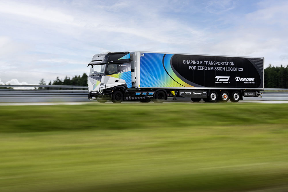 2024 Mercedes eActros LongHaul 24 Motor16