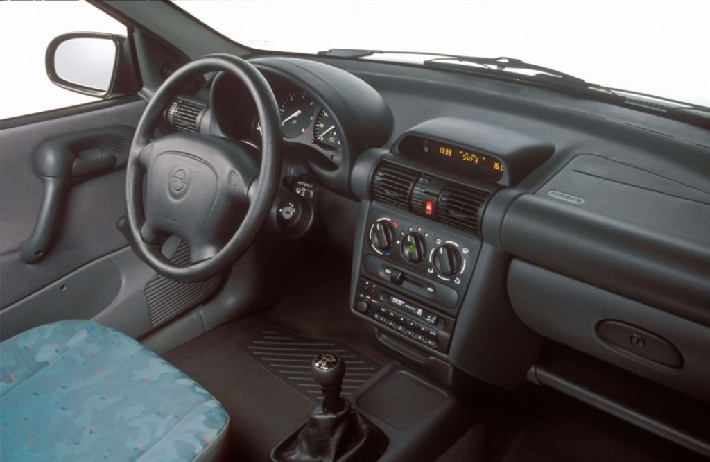 Corsa B 02 Motor16