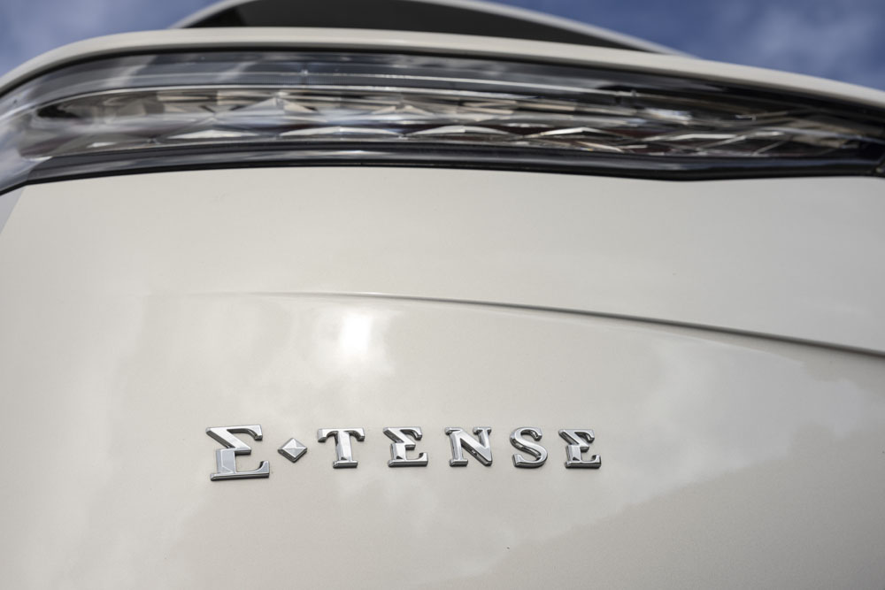 DS E TENSE 225 27 Motor16