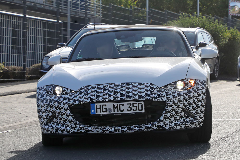 Mazda MX 5 mule 15 Motor16