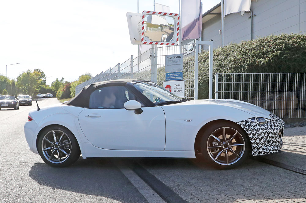 Mazda MX 5 mule 18 Motor16