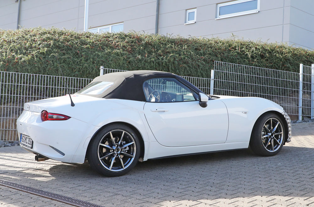 Mazda MX 5 mule 20 Motor16