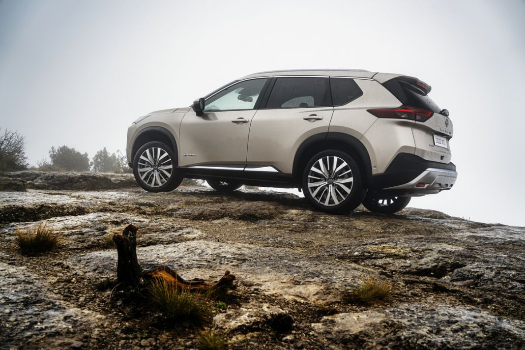 NISSAN X TRAIL 1 Motor16