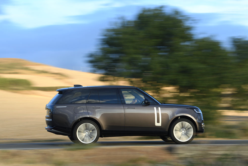 RANGE ROVER 9 Motor16