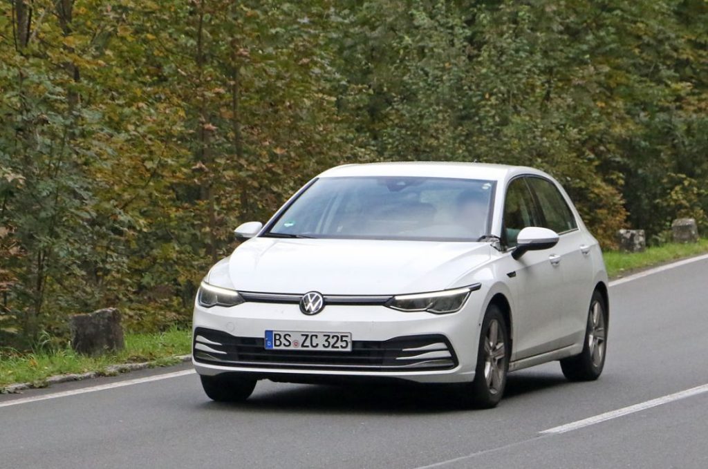 VW Golf facelift mule 3 Motor16