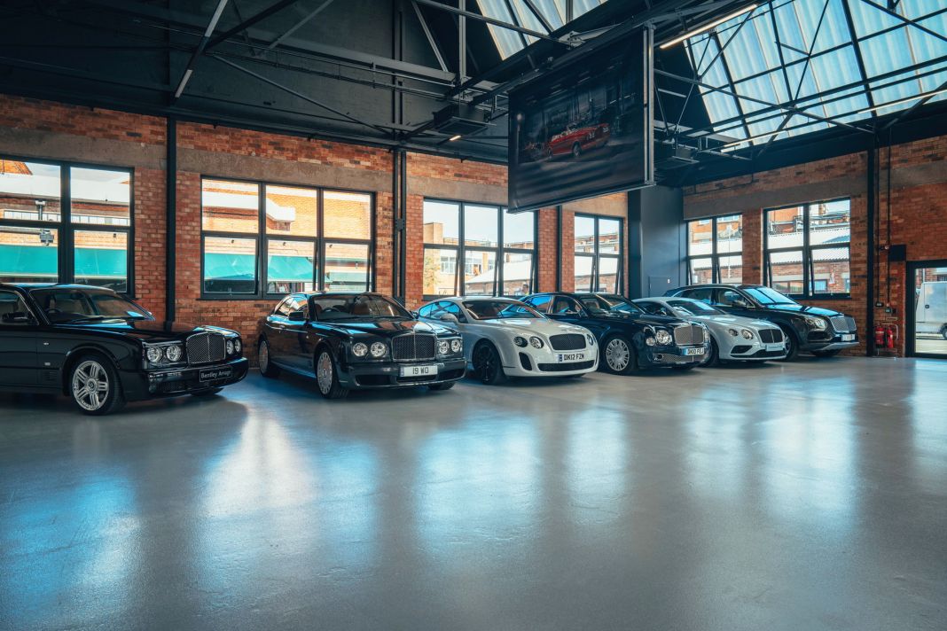2022 Bentley Heritage Garage 8 Motor16