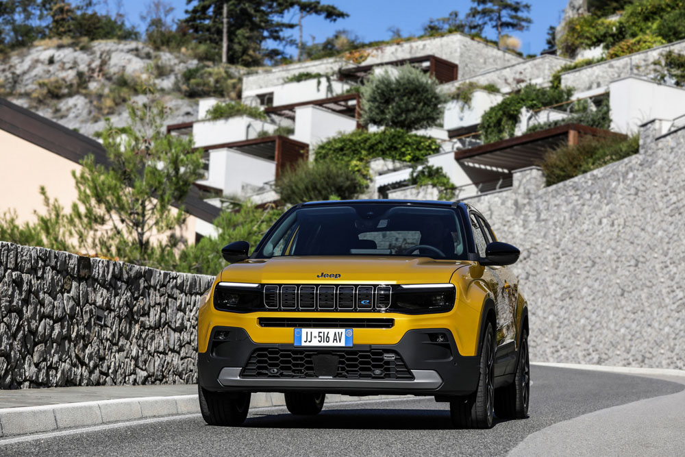 2022 Jeep Avenger 17 Motor16