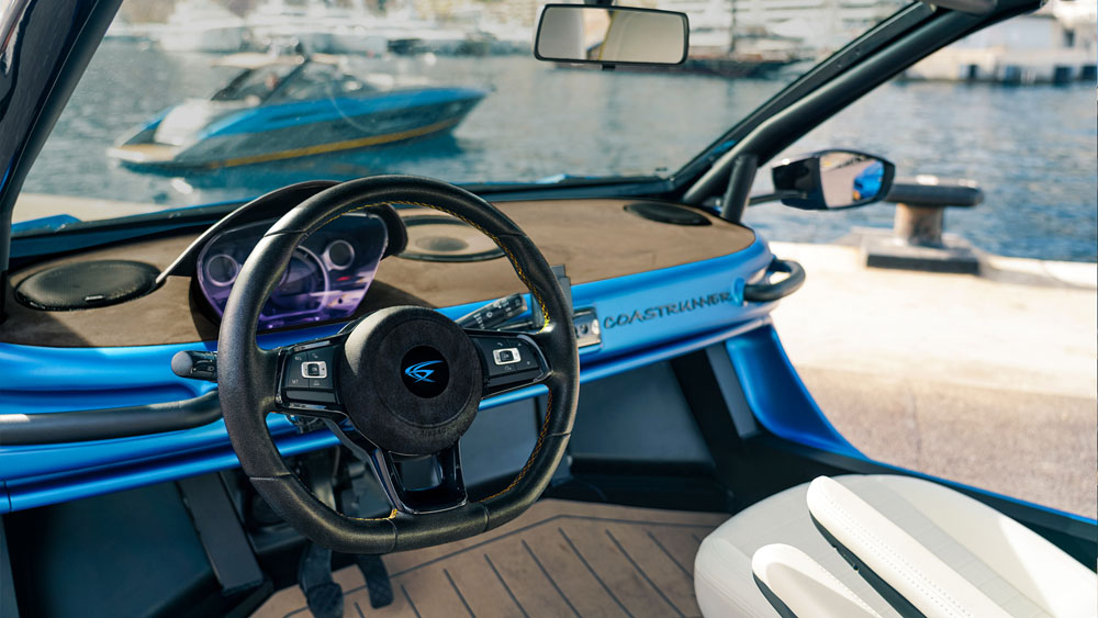Savage Rivale Coastrunner EV. Imagen interior.