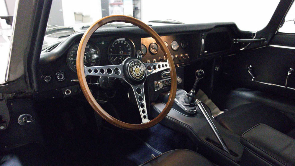 2022 jaguar e type ecd 23 Motor16