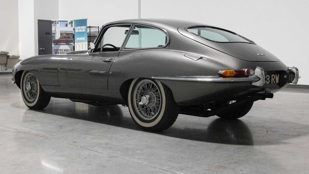 2022 jaguar e type ecd 34 Motor16