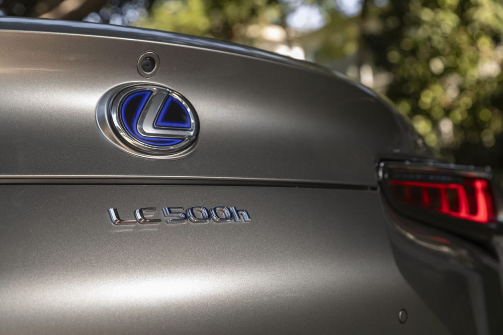 2023 Lexus LC500 19 Motor16