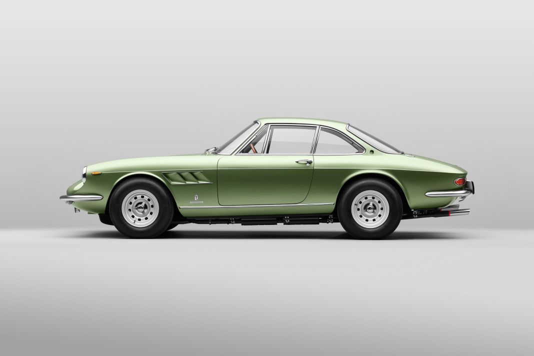 Ferrari 330 GTC 29 Motor16