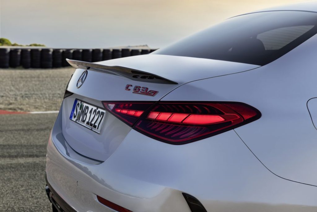 Mercedes AMG C63 Perfomance 12 Motor16