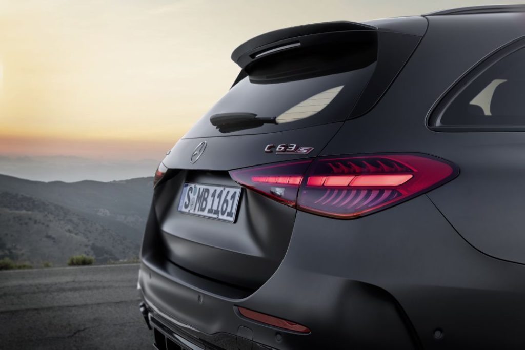 Mercedes AMG C63 Perfomance 25 Motor16