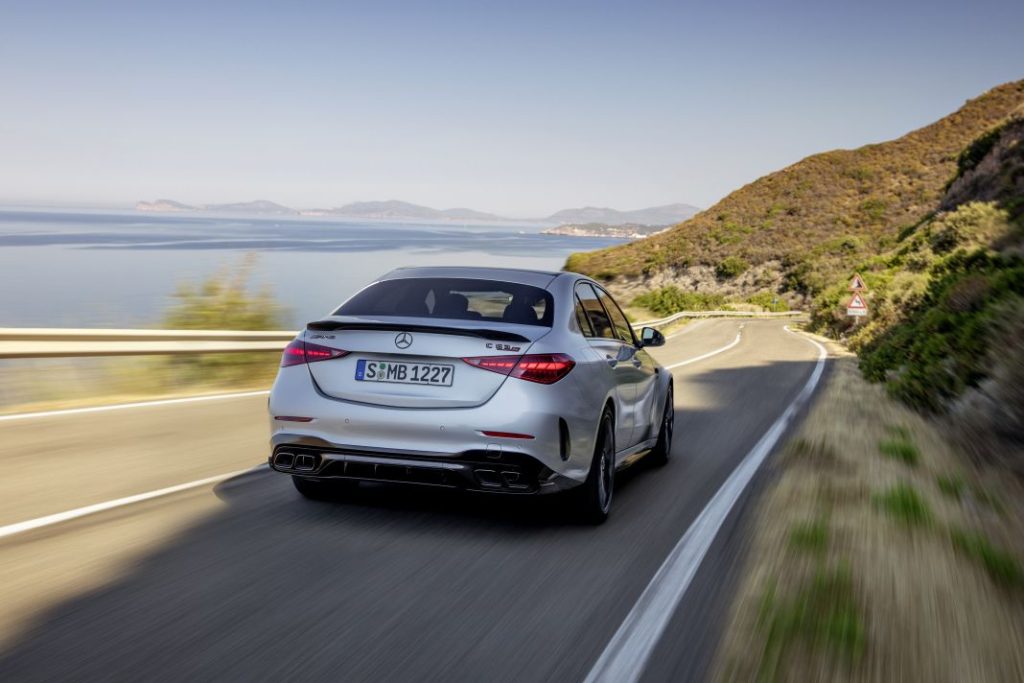 Mercedes AMG C63 Perfomance 5 Motor16