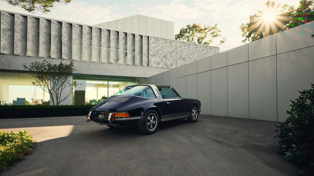 1972 Porsche 911 targa Classic Auction 3 Motor16
