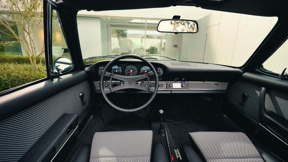 1972 Porsche 911 targa Classic Auction 5 Motor16