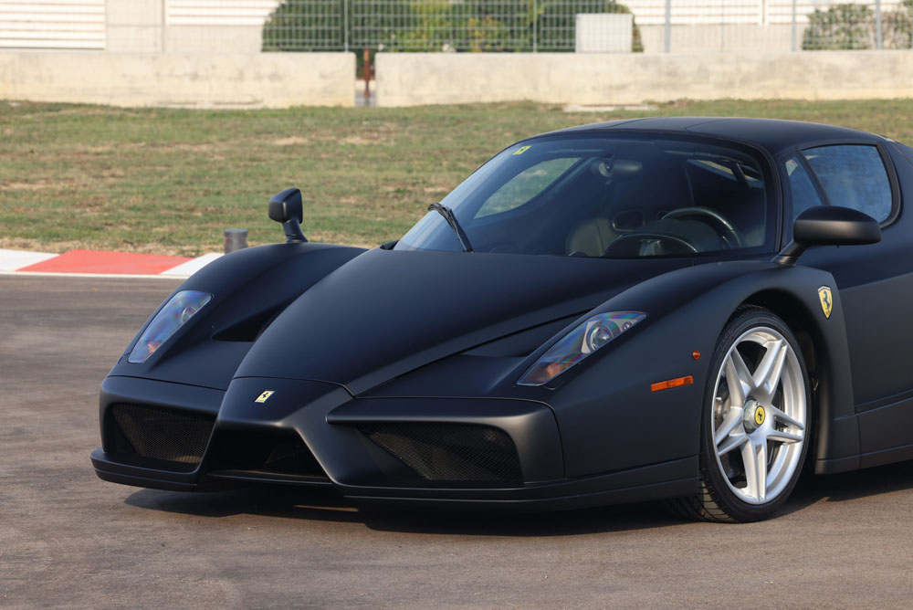 2004 Ferrari Enzo Nero Opaco 45 Motor16