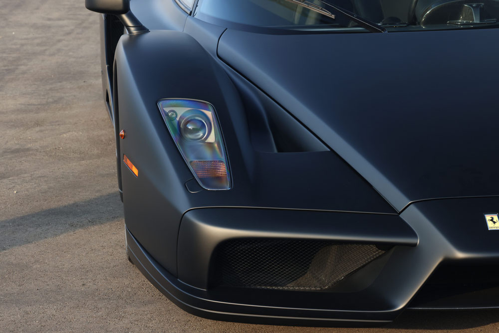 2004 Ferrari Enzo Nero Opaco 47 Motor16