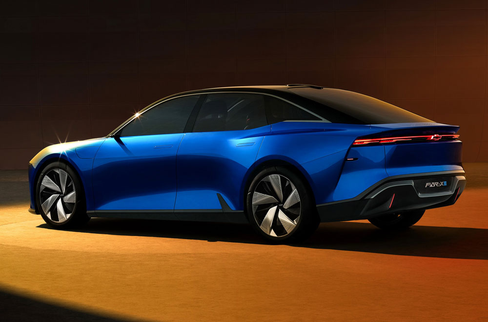 2022 Chevrolet FNR XE 3 1 Motor16