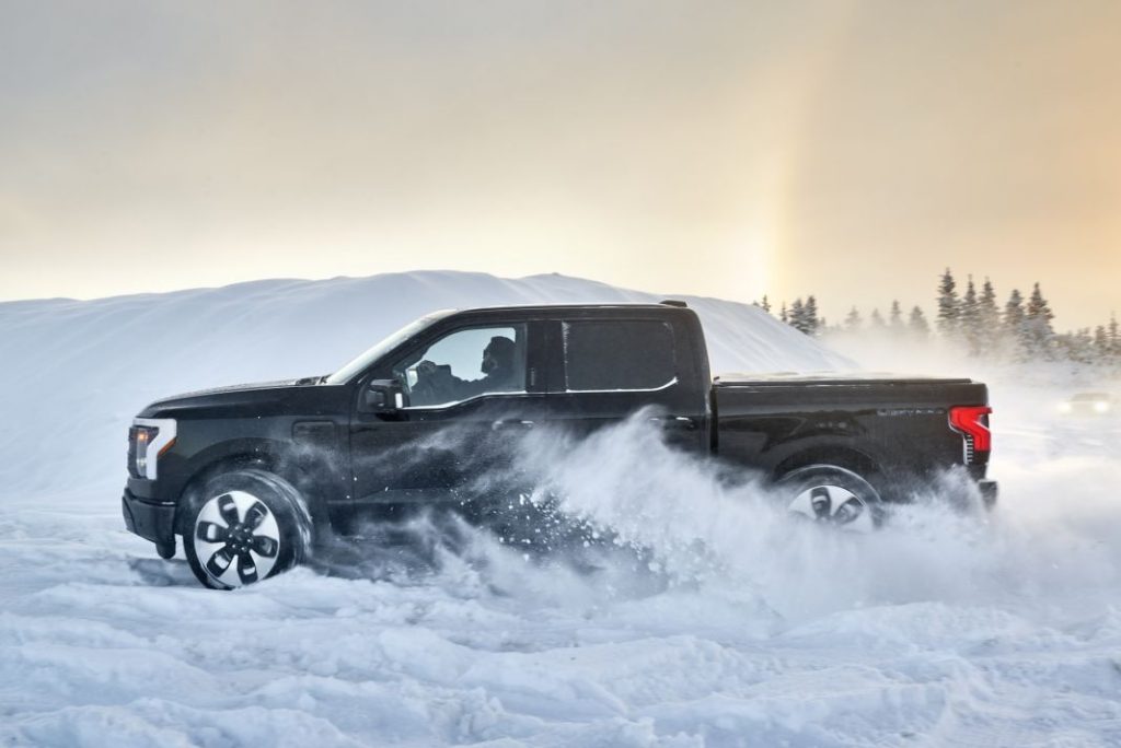 2022 Ford F 150 Lightning Alaska 5 Motor16