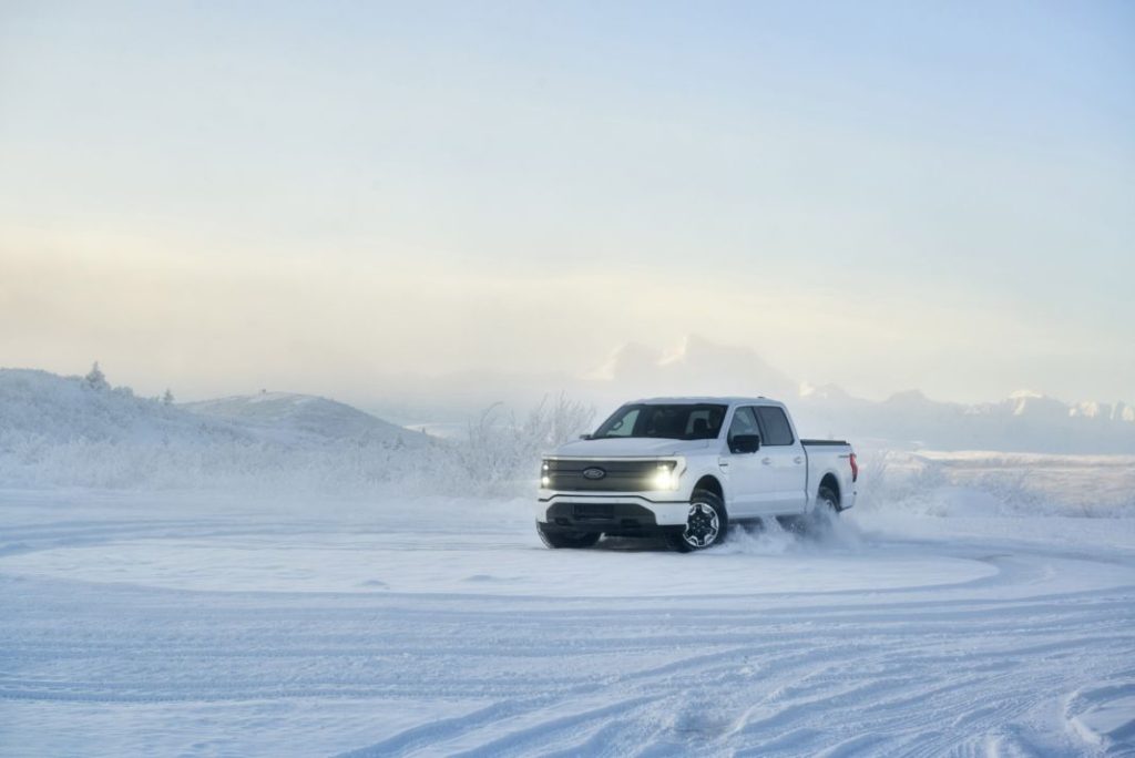 2022 Ford F 150 Lightning Alaska 7 Motor16