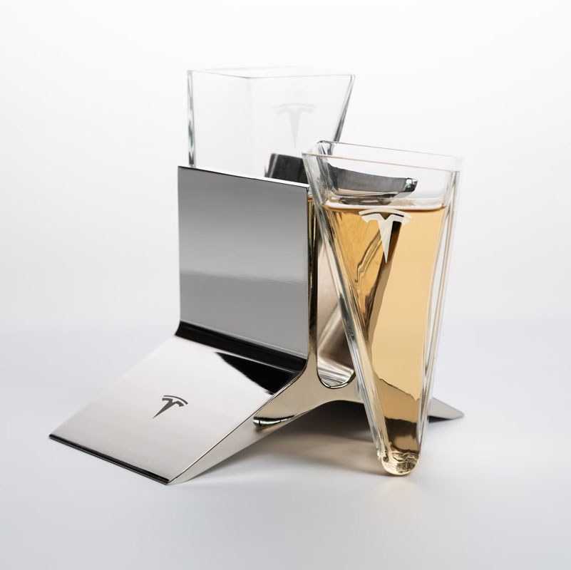 2022 Tesla vasos tequila 1 2 Motor16