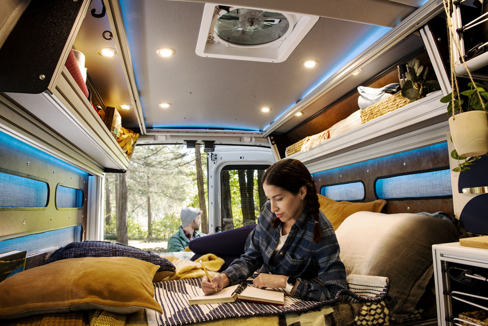 Ford Transit Trail. Imagen detalle interior.