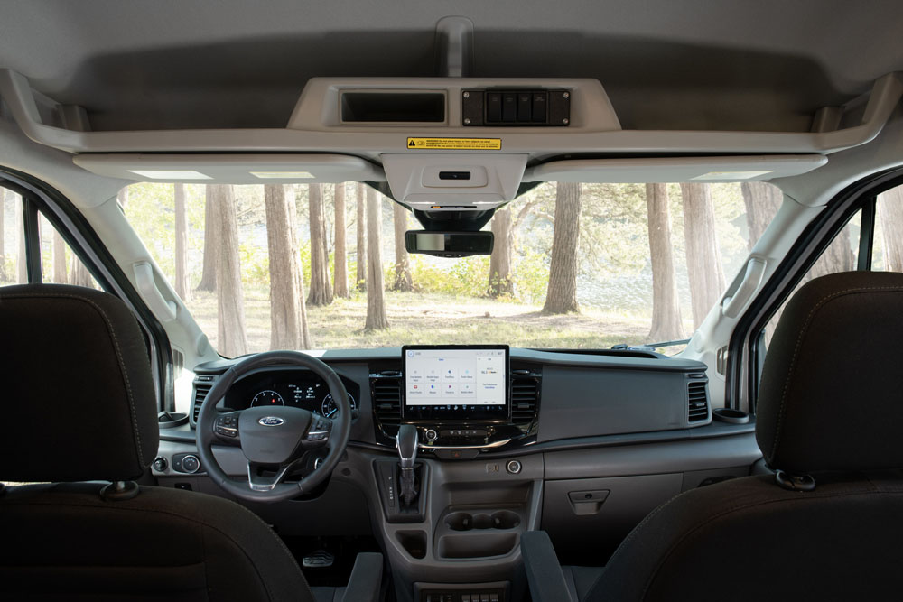 2023 Ford Transit Trail 8 Motor16