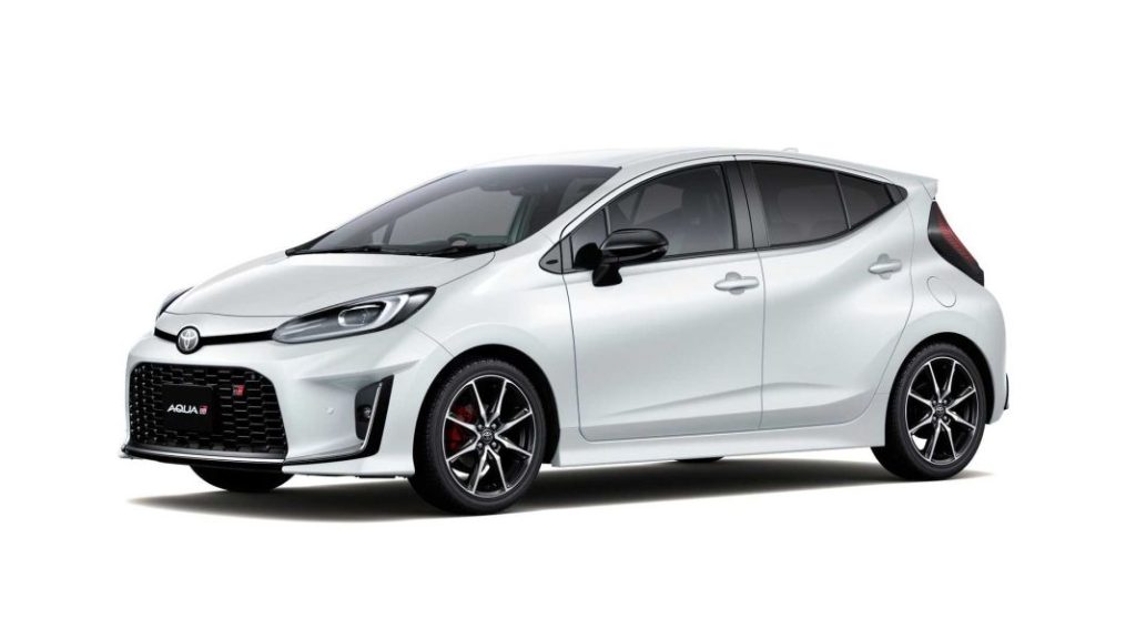 2023 toyota aqua gr sport 1 1 Motor16