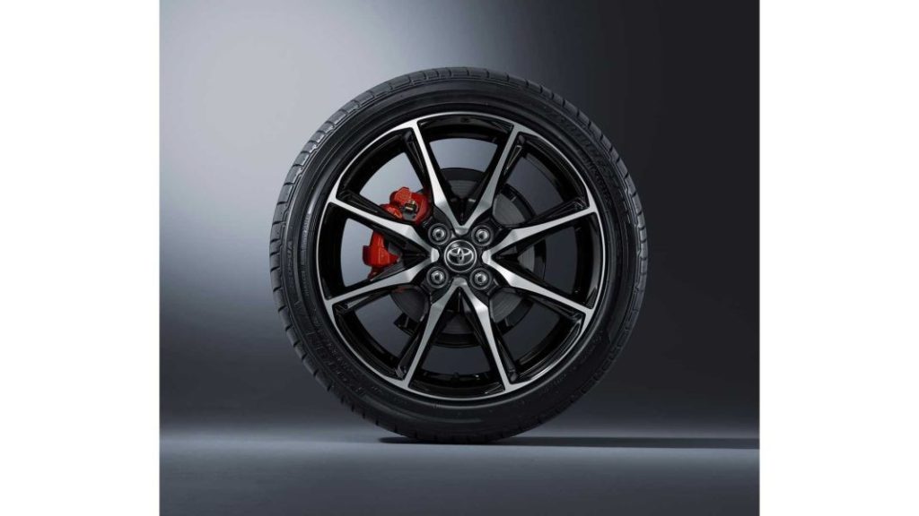 2023 toyota aqua gr sport 14 Motor16