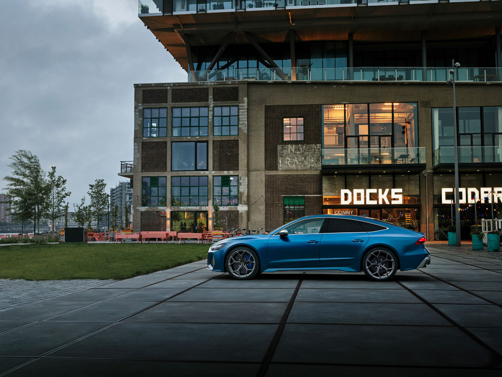 AUDI RS7 PERFORMANCE 12 Motor16