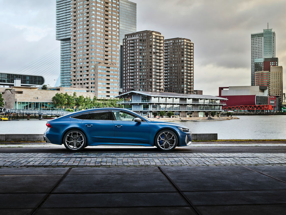 AUDI RS7 PERFORMANCE 13 Motor16