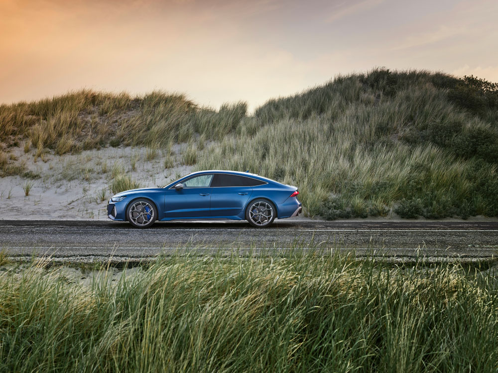 AUDI RS7 PERFORMANCE 15 Motor16