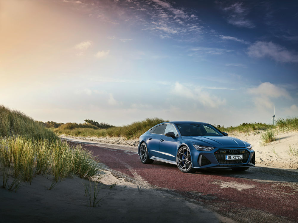 AUDI RS7 PERFORMANCE 18 Motor16