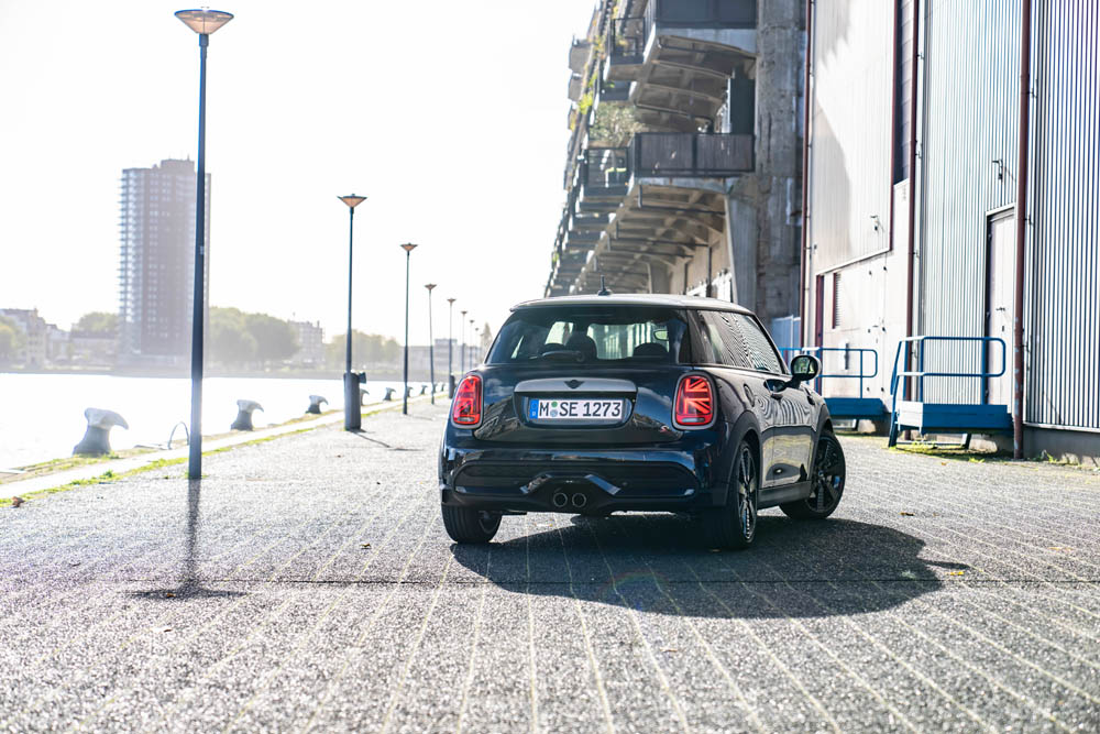 Mini Cooper S Resolute Edition 13 Motor16