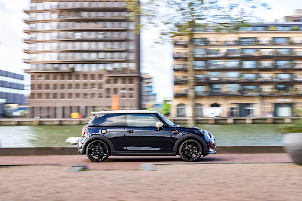 Mini Cooper S Resolute Edition 8 Motor16
