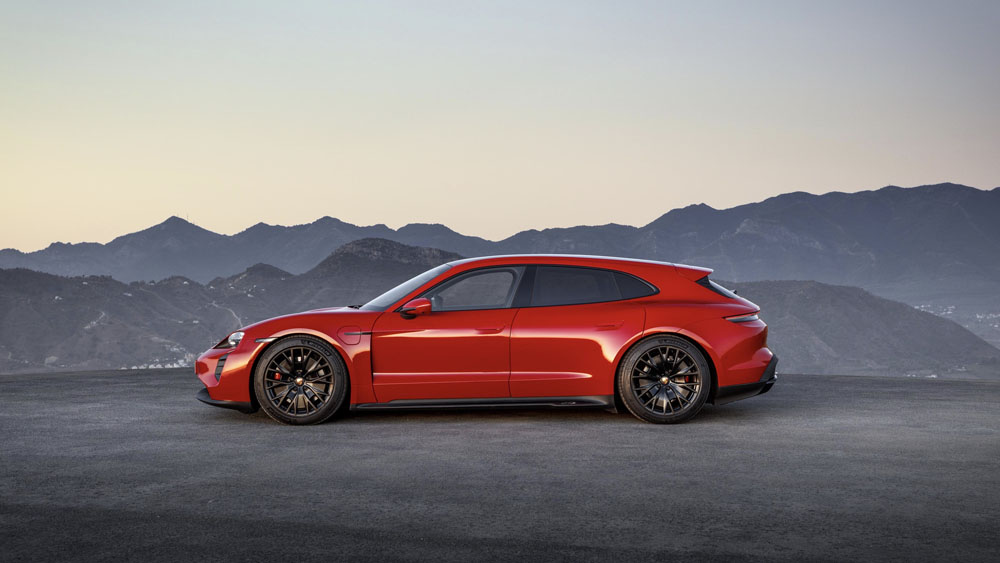 Porsche Taycan Sport Turismo.