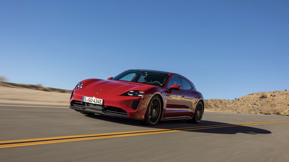Porsche Taycan 32 Motor16