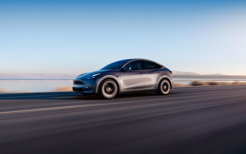 2023 Tesla Model Y . Imagen movimiento.