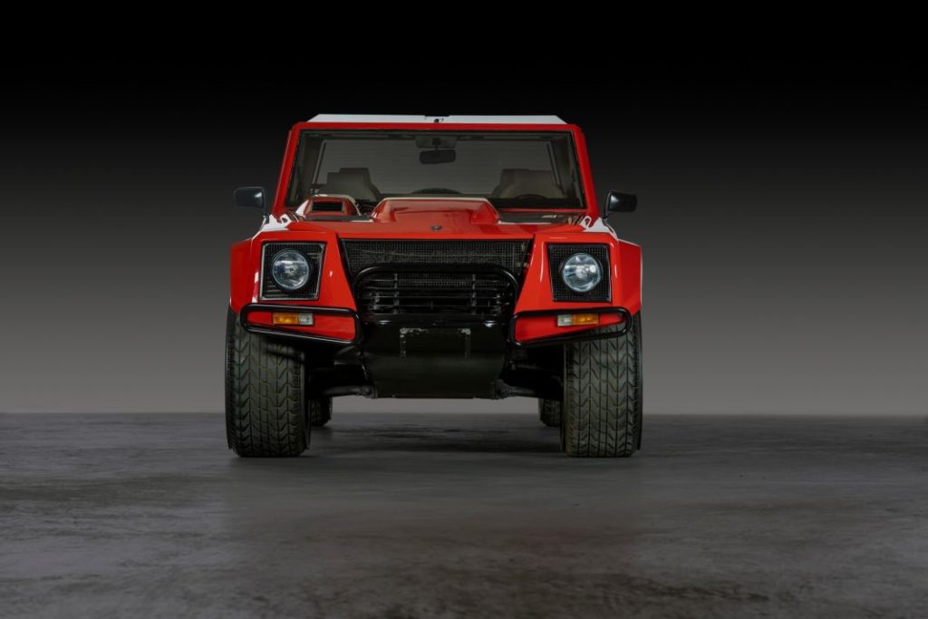 1986 Lamborghini LM002 4 Motor16