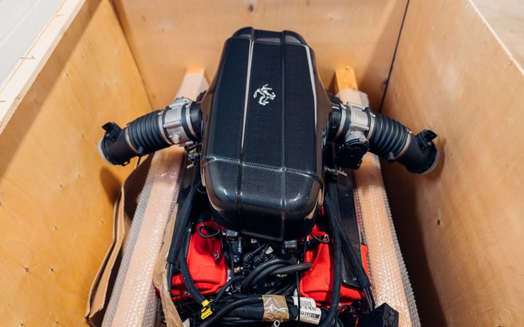 2004 Ferrari Enzo motor subasta 3 Motor16