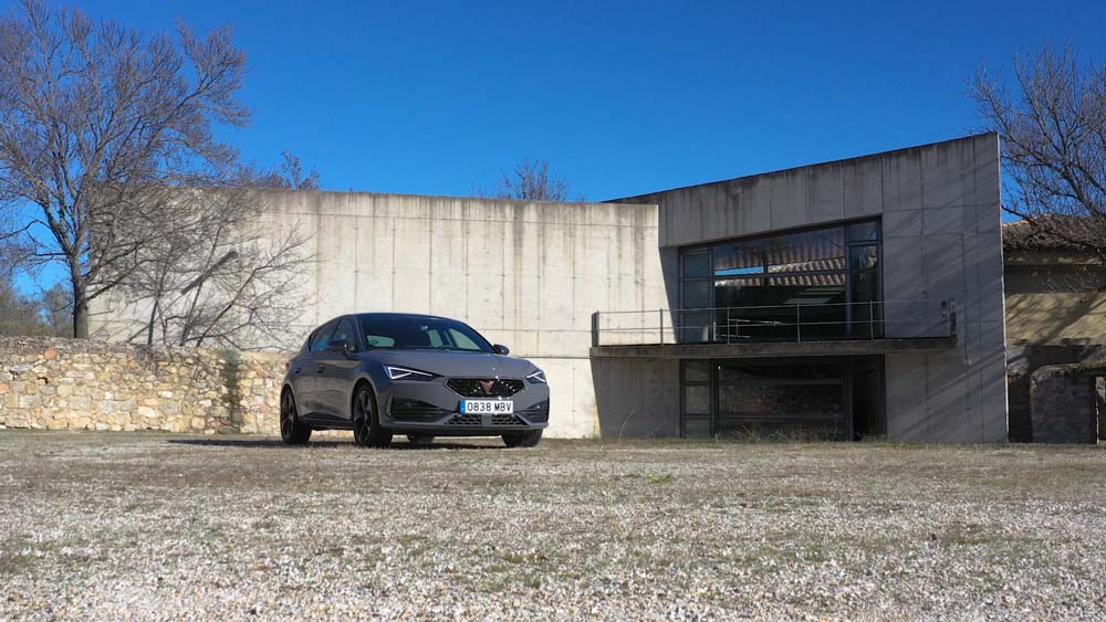 CUPRA Leon eTSI 150 CV DSG Video HQ Original Motor16