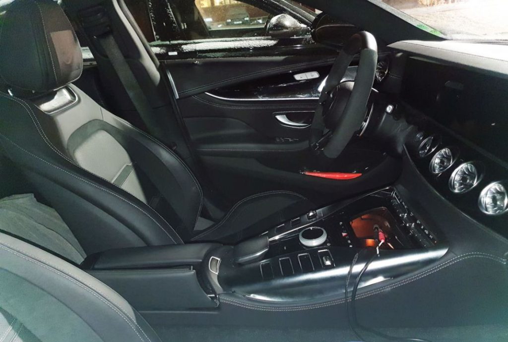 MERCEDES AMG GT 4 PUERTAS 15 Motor16