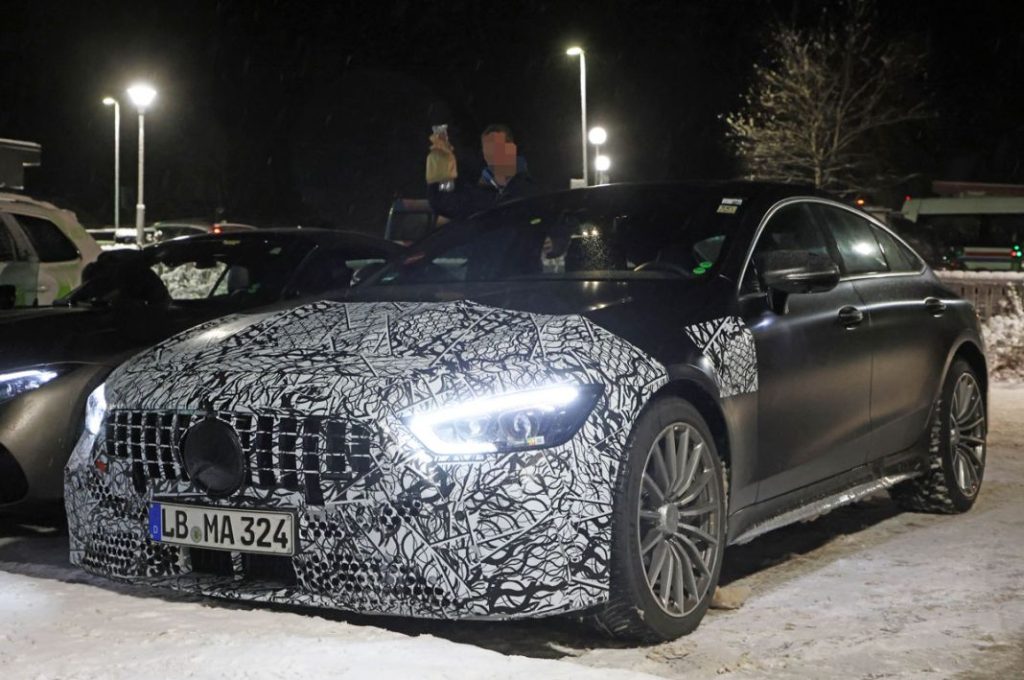 MERCEDES AMG GT 4 PUERTAS 6 Motor16