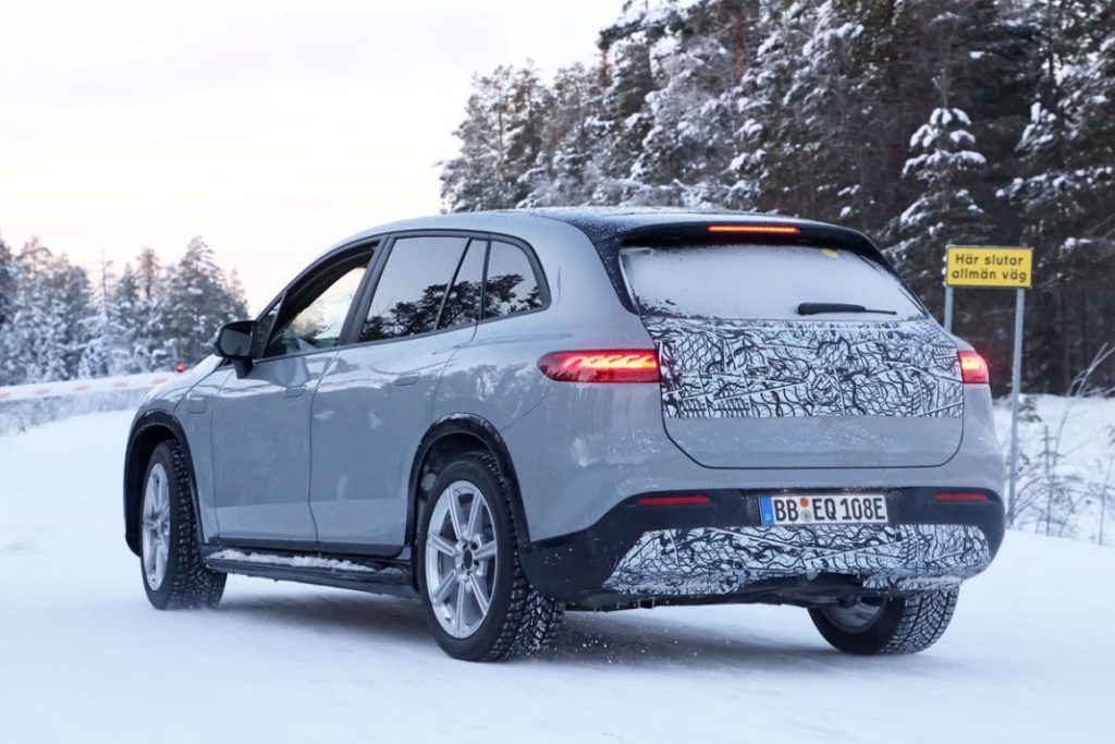 Mercedes Maybach EQS SUV 12 Motor16