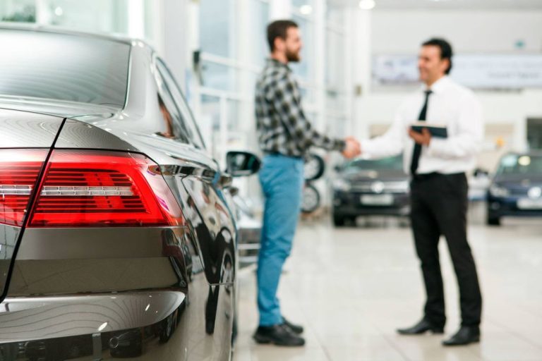 No es la seguridad: Esto es lo que priorizan el 95% de los españoles que quieren estrenar un coche