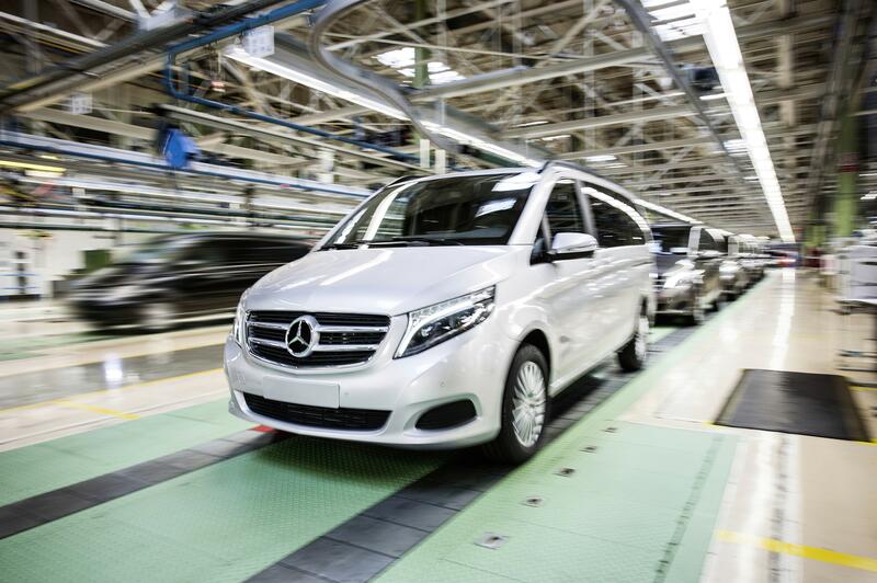 La balanza del sector del automóvil cae
